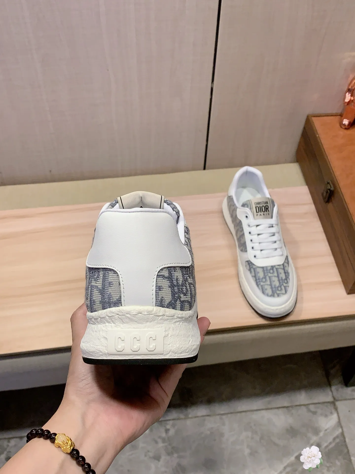 Men's men's shoes💰420💰💰🎩🎩[Lightning][Lightning] "Dior DIOR*" The latest • popular casual shoes, top brand [seduce] luxury ~ purchasing agency, top ~ quality. [Strong] The upper is made of imported breathable cowhide with fabric material ➕ Breathable sheepskin feet (•) and fine workmanship. The original stylish and stylish soft rubber wear-resistant and non-slip outsole is light and comfortable on the feet. The real thing looks better in real photos. No. 122: code: 38-44, 2️⃣ colors selected